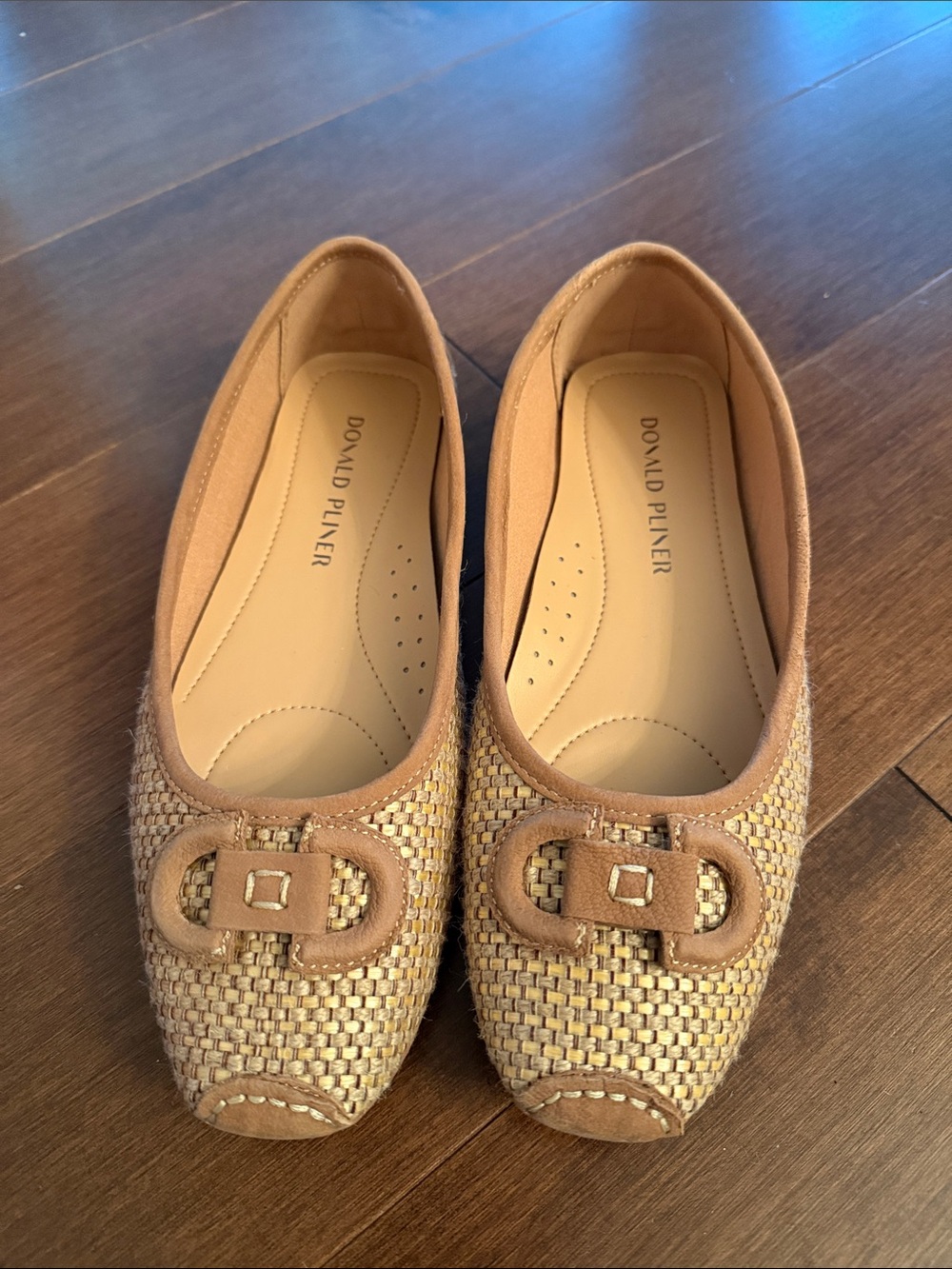 Donald J. Pliner Tan Woven Jute Flats